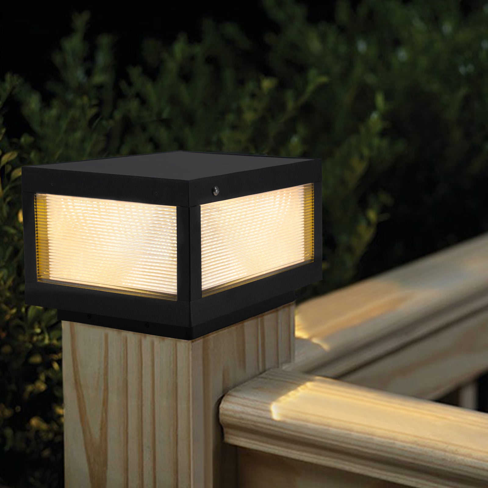 Solar LED Post Cap Light - Black